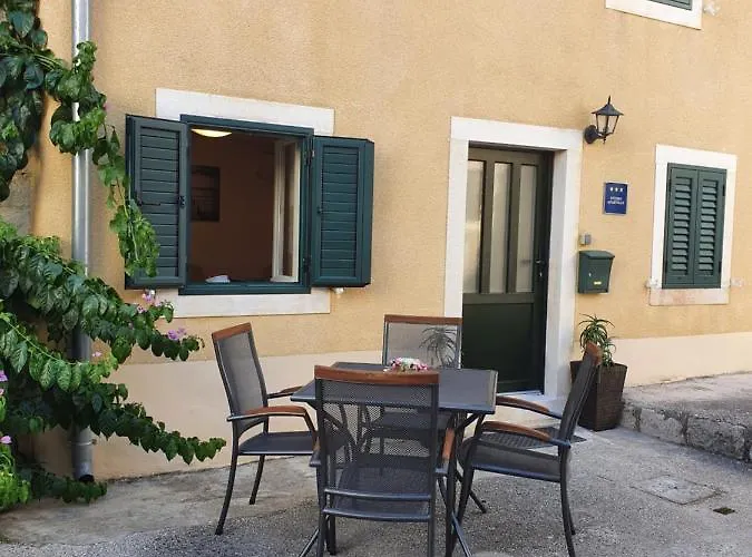 Lejlighed Kalinic Ston